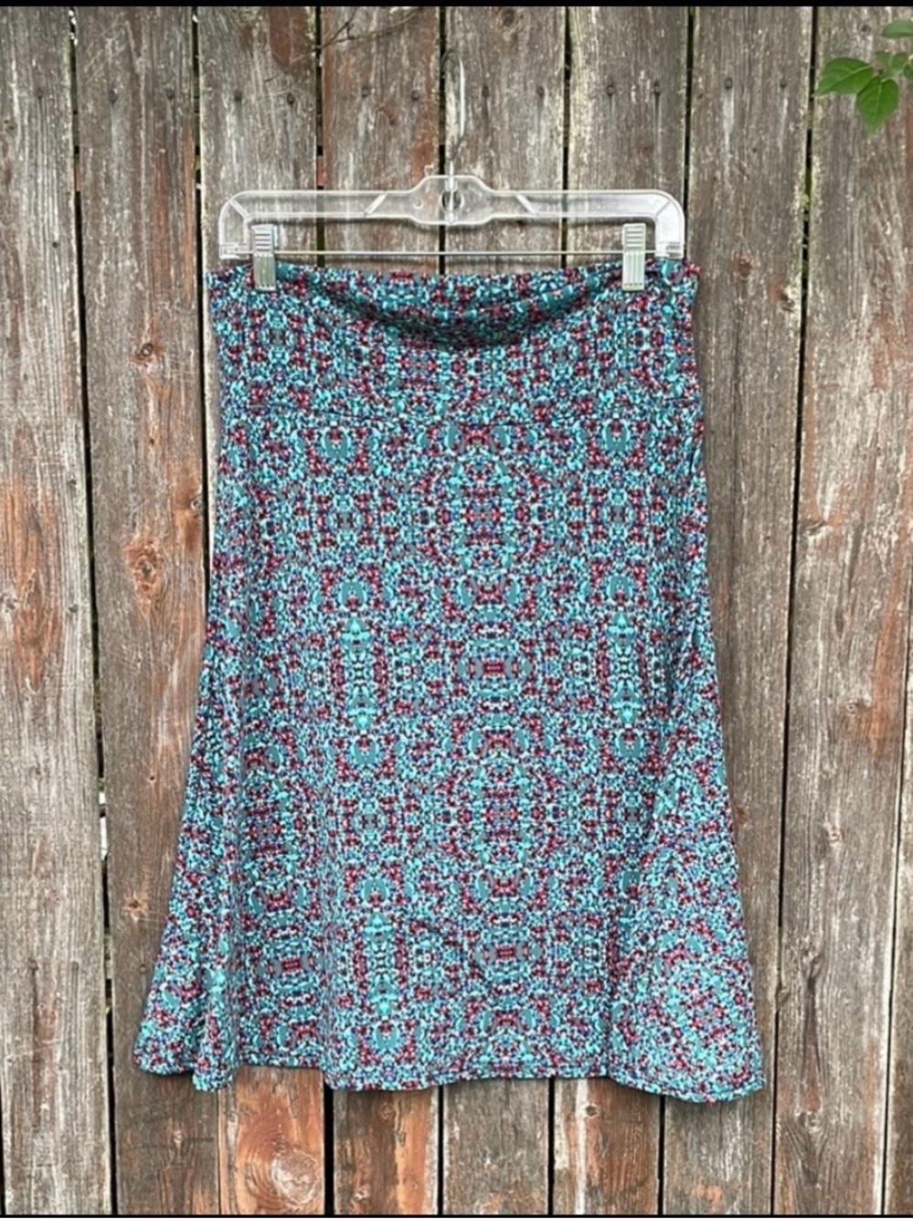 LuLaRoe Azure skirt | size L